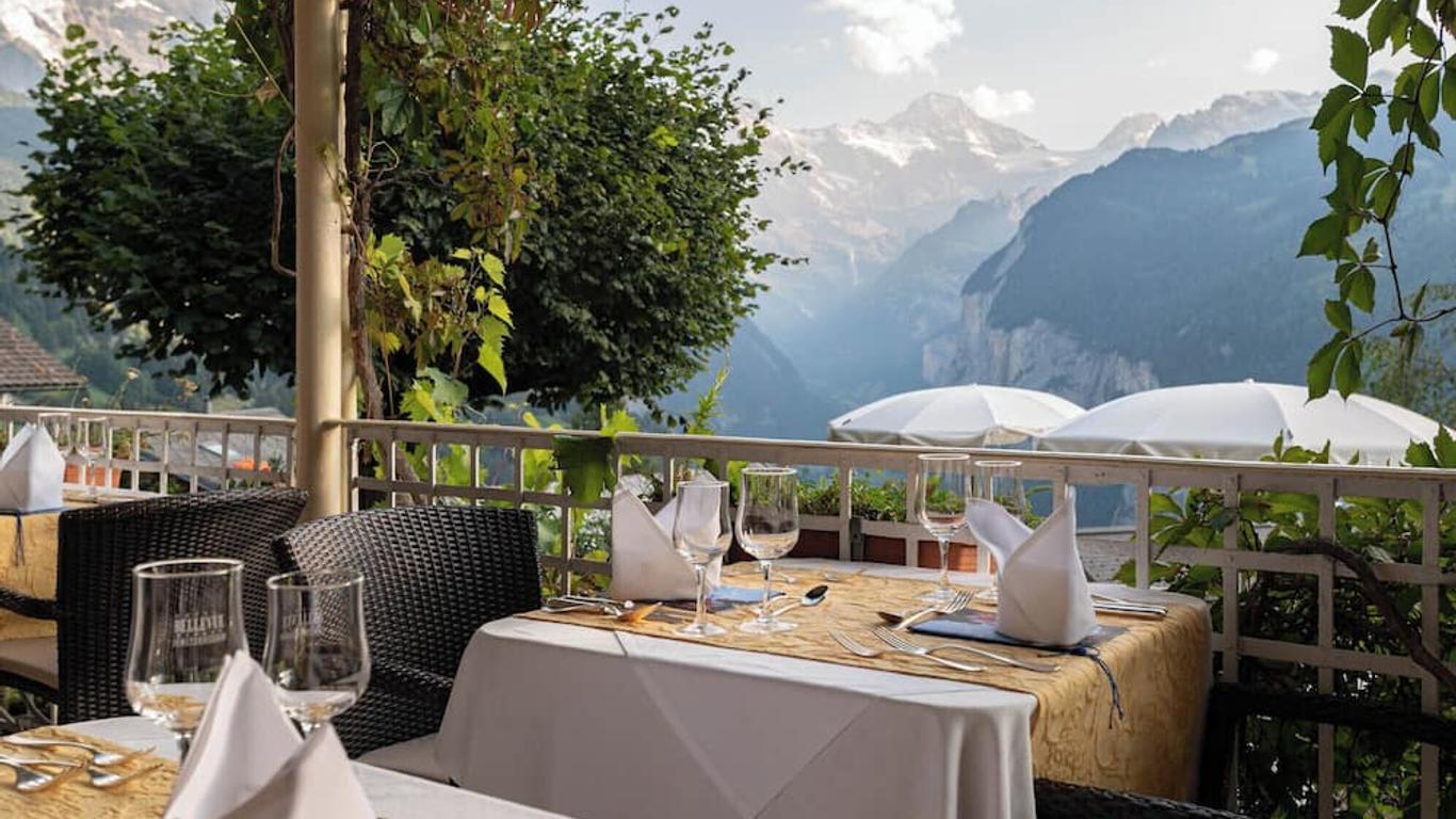 Hotel Bellevue - Traditional Swiss Hideaway