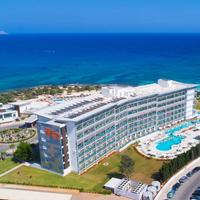 Asterias Beach Hotel