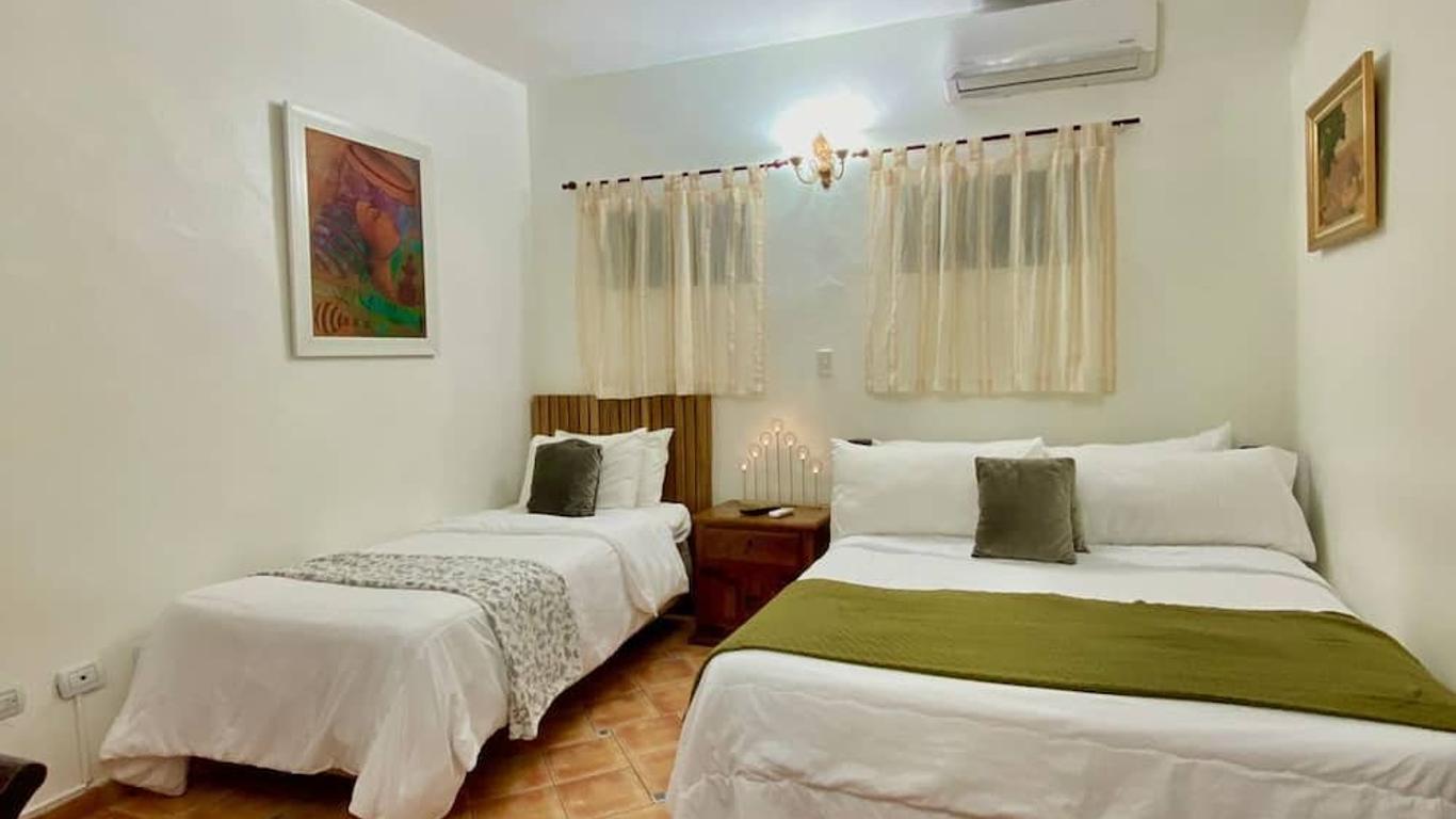 Dona Elvira Boutique Hotel