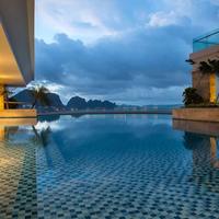 Wyndham Legend Halong Hotel